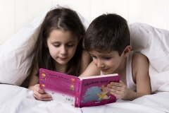 1 .- A escondidas (Antonio Atanasio Rincon)